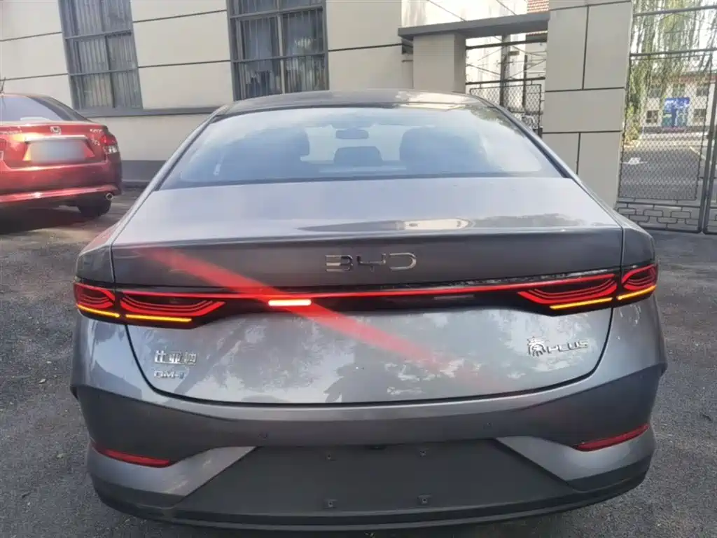 BYD Qin PLUS 2026 DM-i Smart Edition 128KM Progressive фото 6