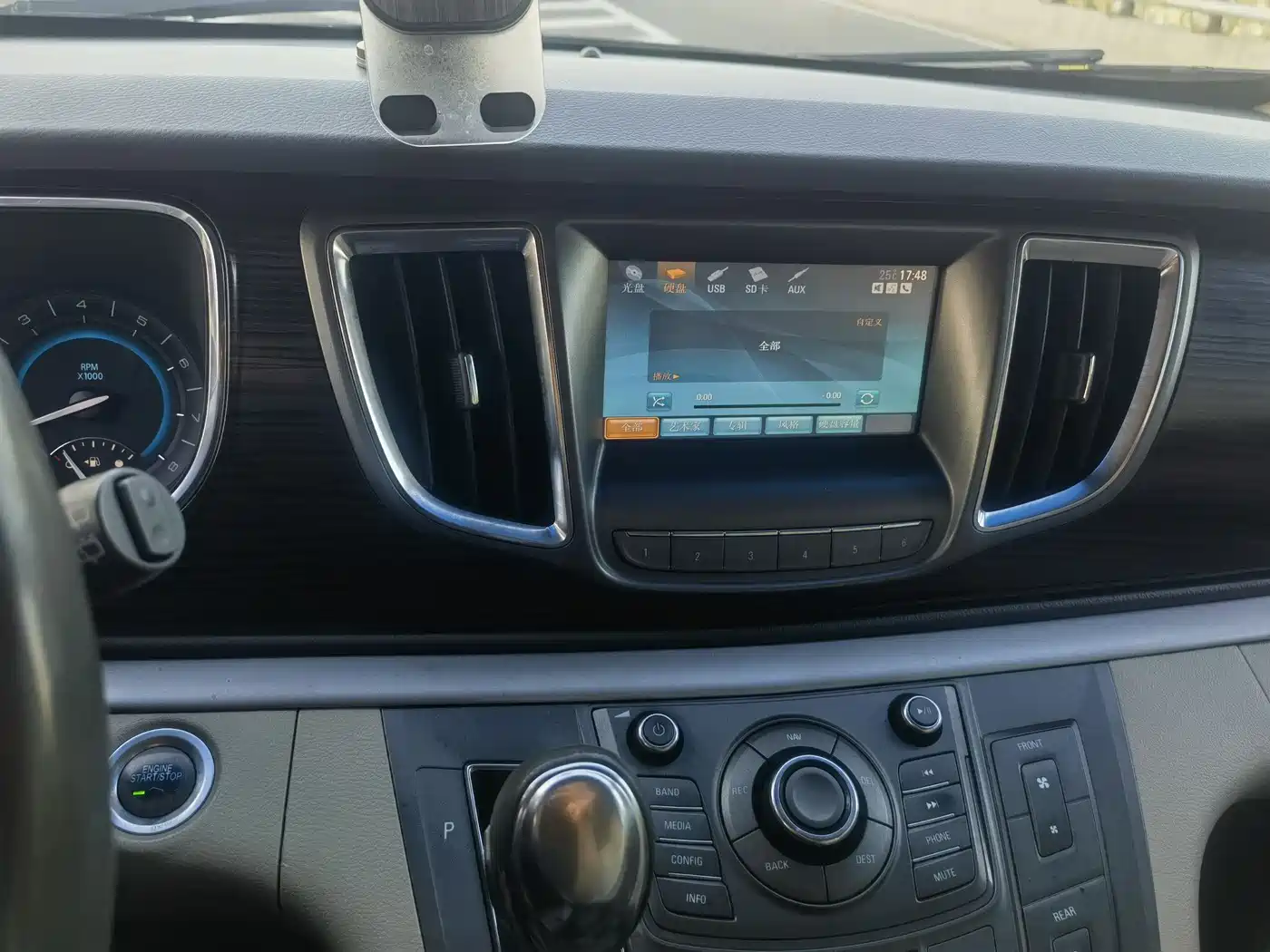 Buick GL8 2011 3.0L GT Luxury Business Elegance Edition фото 13