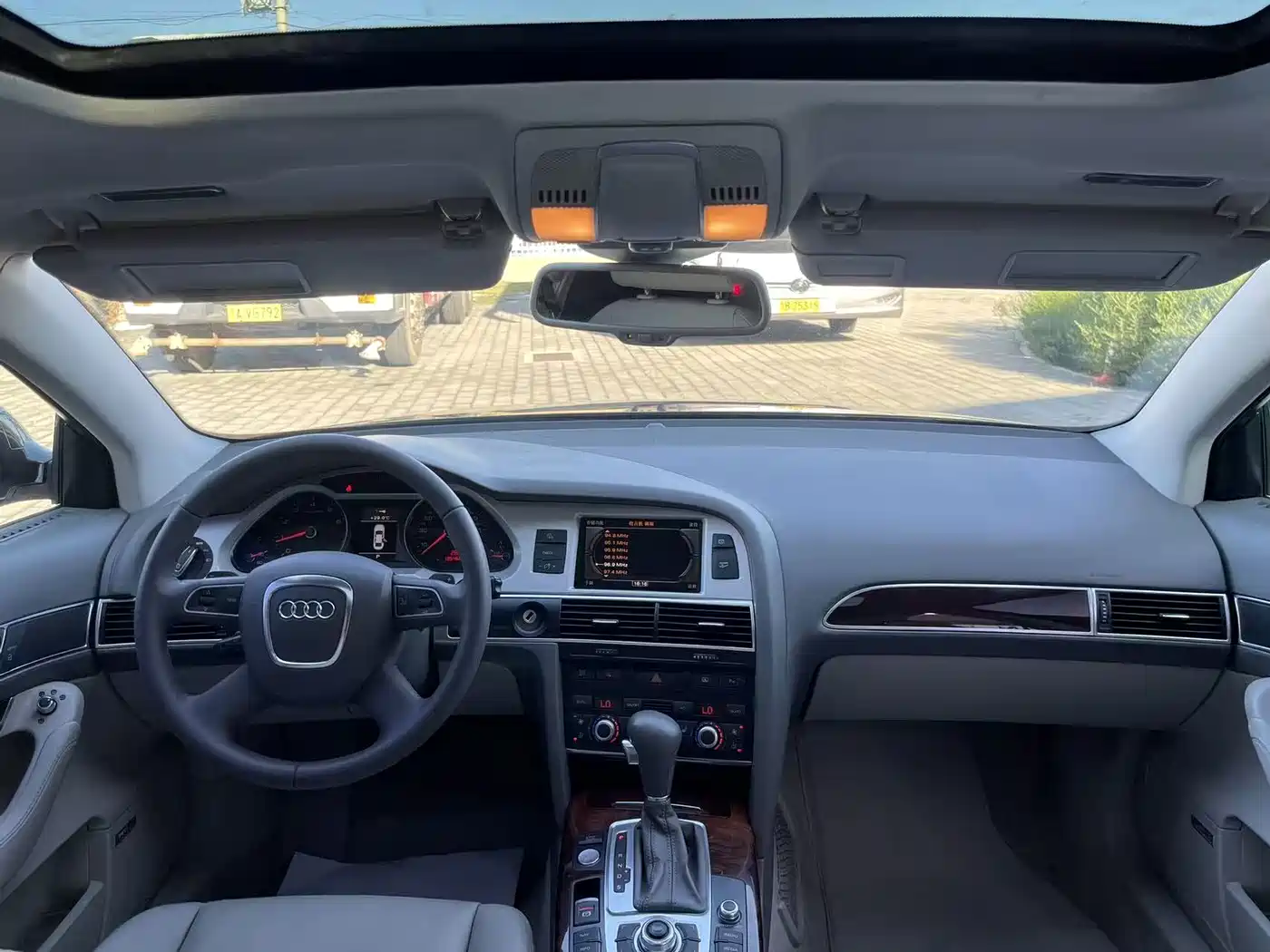 Audi A6L 2011 2011 Model 2.4L Luxury