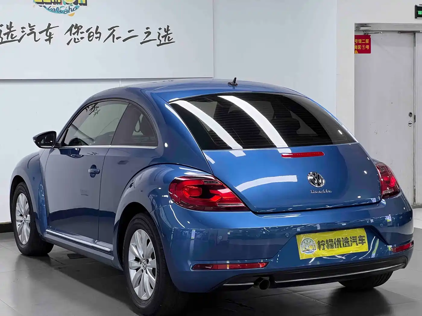 Volkswagen Beetle 2018 180TSI Easy Joy Edition фото 7