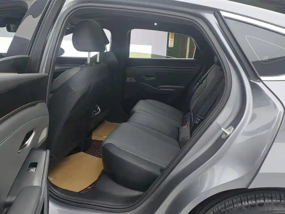 BYD Qin L 2024 DM-i 120KM Superior Edition фото 11
