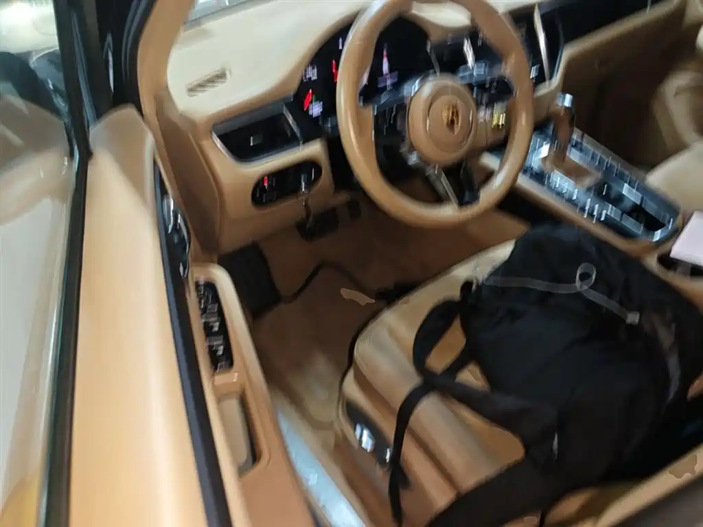 Porsche Macan 2014 Macan 2.0T фото 15