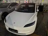 Фото 2 - Tesla Model 3