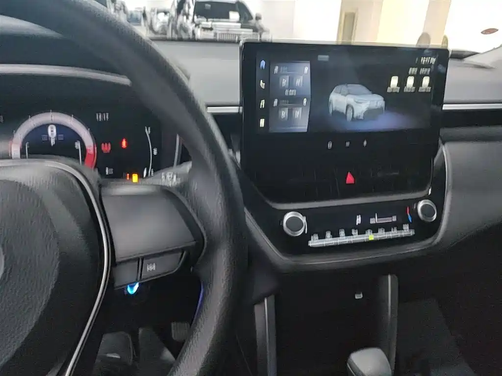 Toyota Frontlander 2024 2.0L CVT Elite Plus Edition фото 10