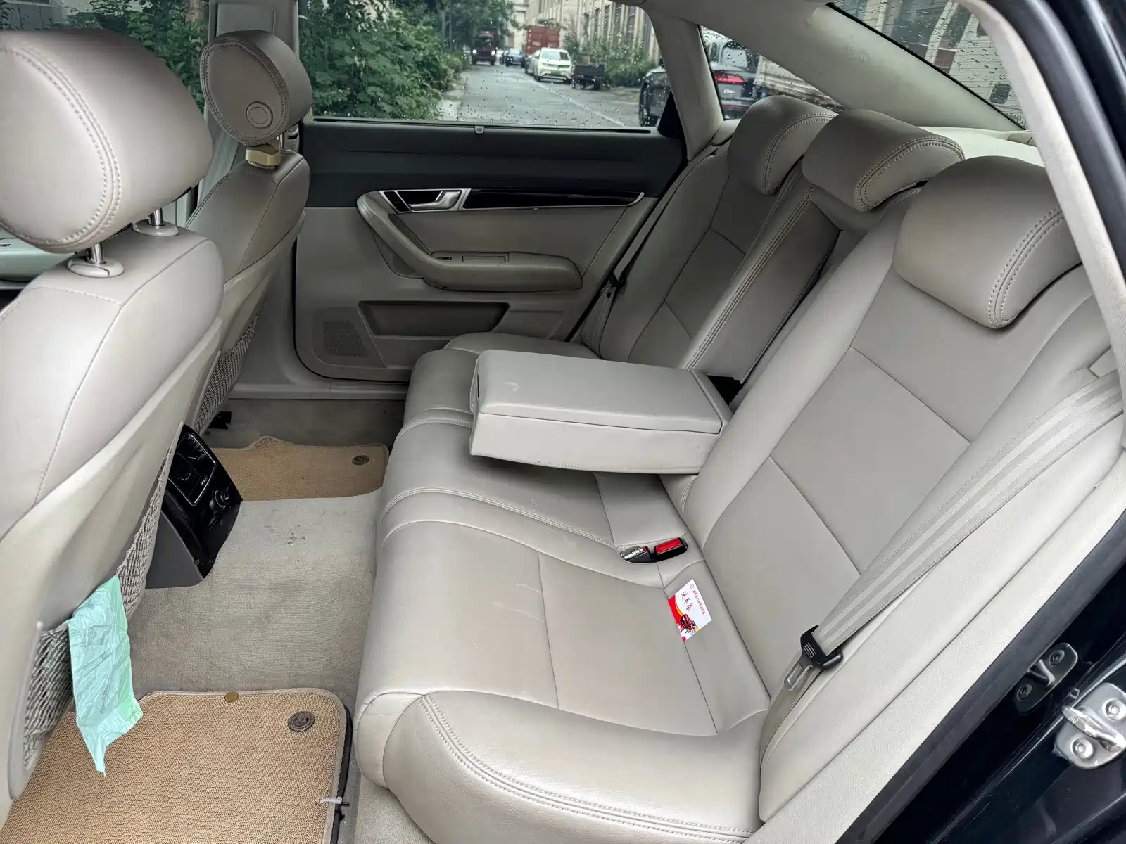 صورة 16 - Audi A6L
