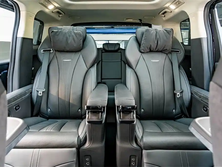 Hongqi HQ9 2024 Model 2.0T Luxury Edition фото 26