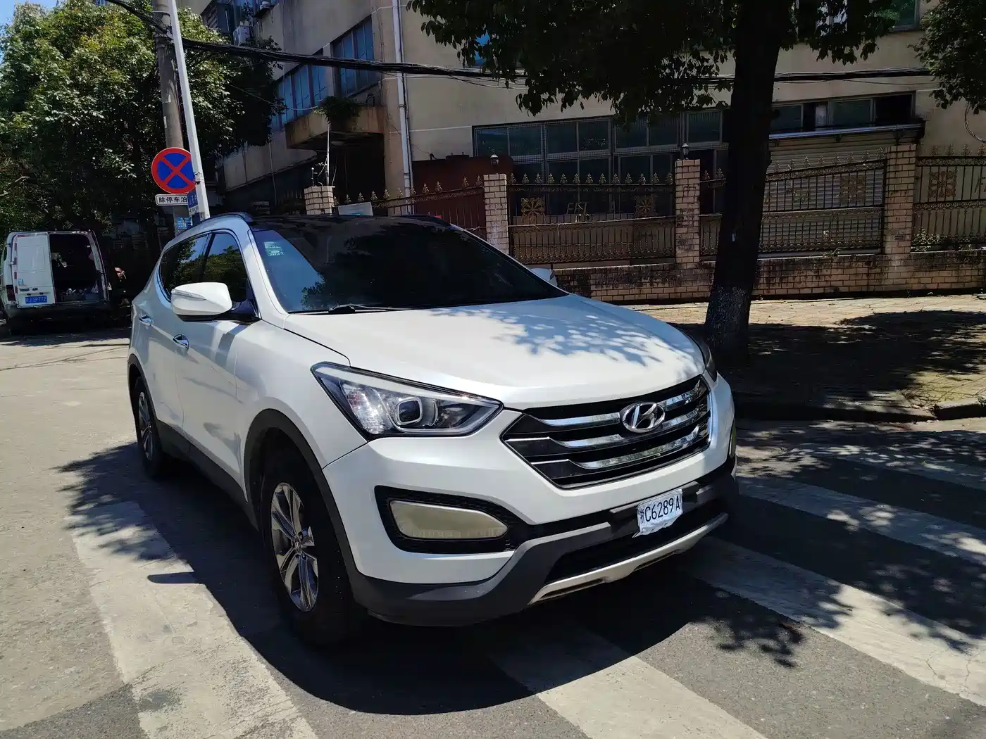 Hyundai Santa Fe 2013 Model 2.4L Automatic 2WD Comfort фото 3