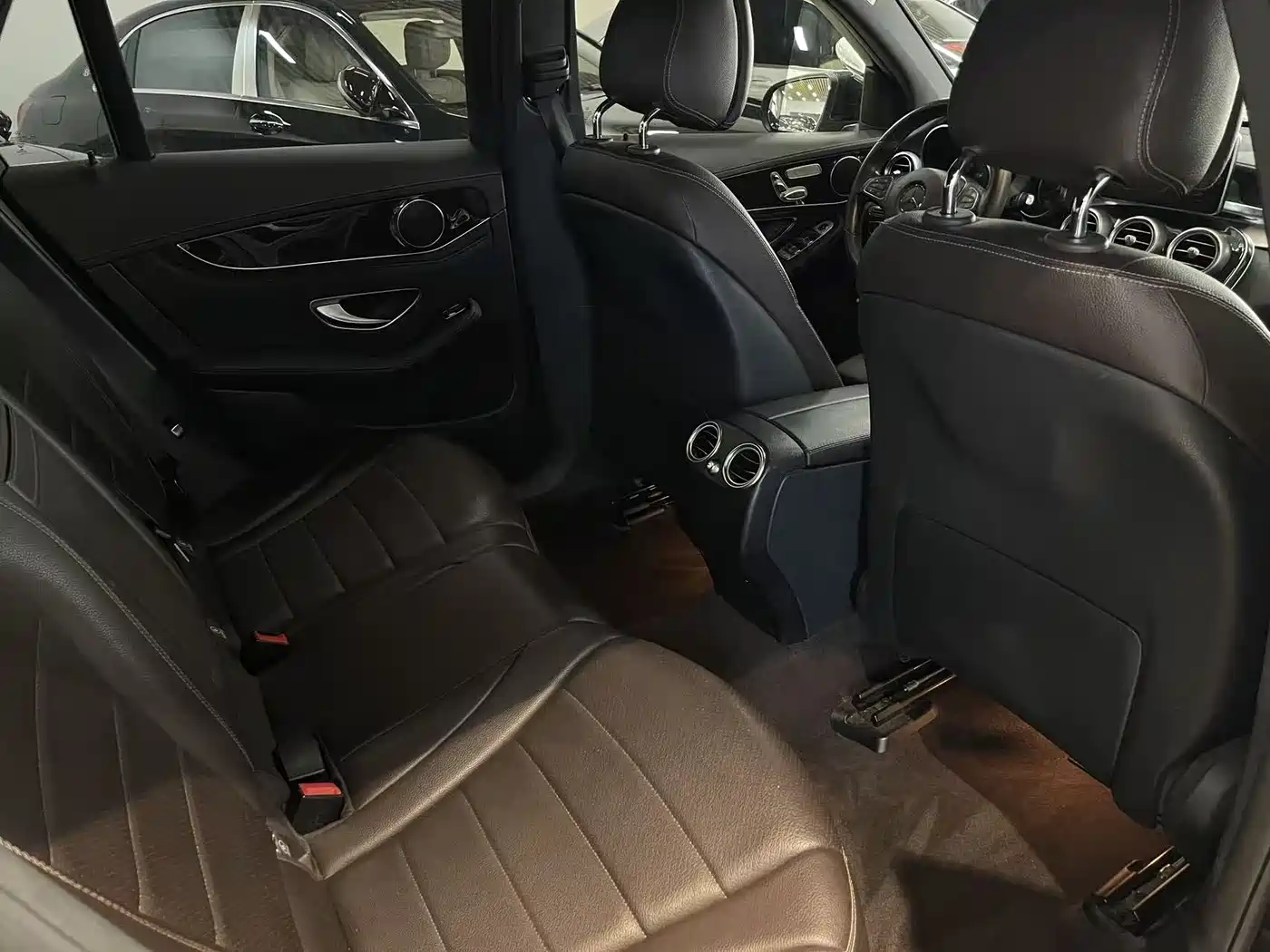 Mercedes-Benz GLC 2016 GLC 260 4MATIC Dynamic фото 13