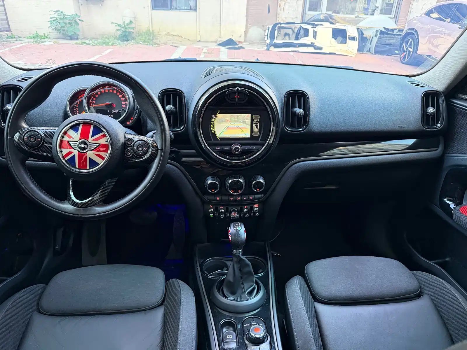 Photo 5 - MINI COUNTRYMAN