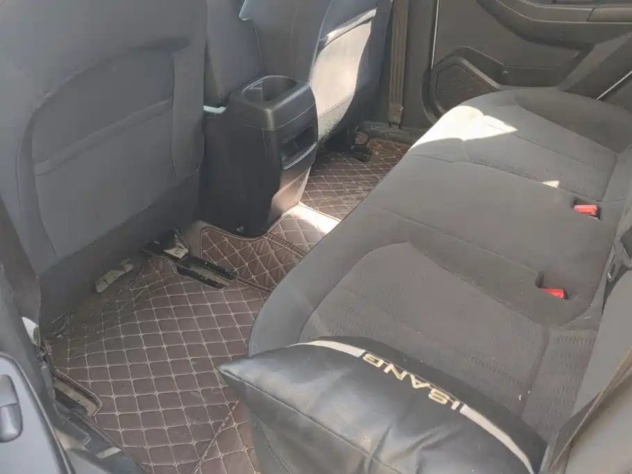 Venucia T70 2016 2016 1.6L Manual Rui Xing Edition