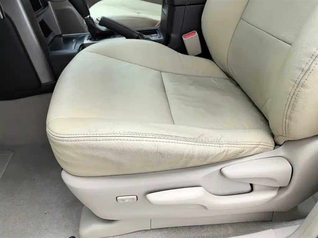 Toyota Prado (Import) 2010 2.7L Automatic Standard фото 20