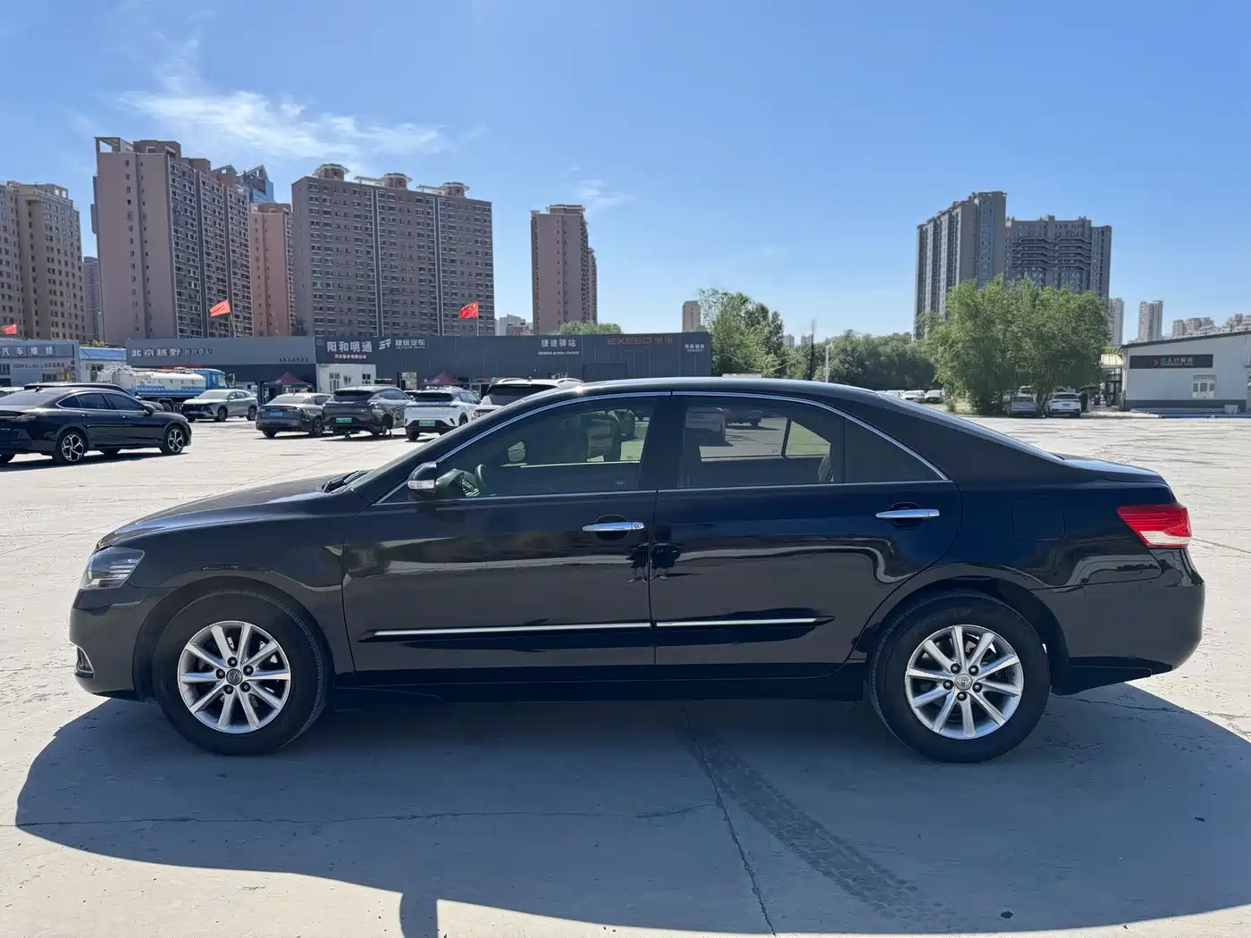Toyota Camry 2013 200E Classic Elite Edition фото 15