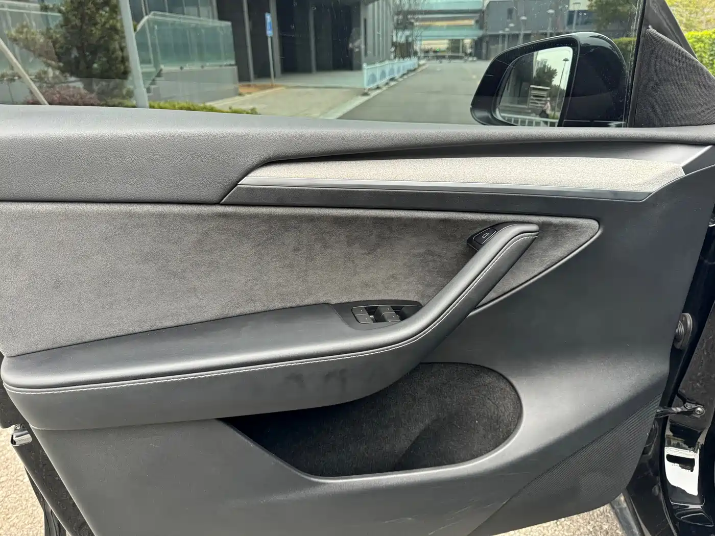 Tesla Model Y 2023 Rear-Wheel Drive Edition фото 4