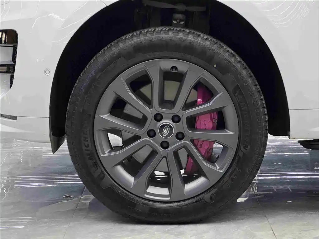 Land Rover Range Rover Sport 2024 400PS Dynamic SE фото 4
