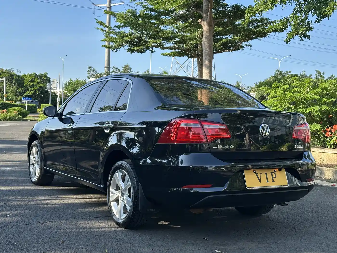 Volkswagen Bora 2014 1.6L Automatic Comfort Edition фото 8