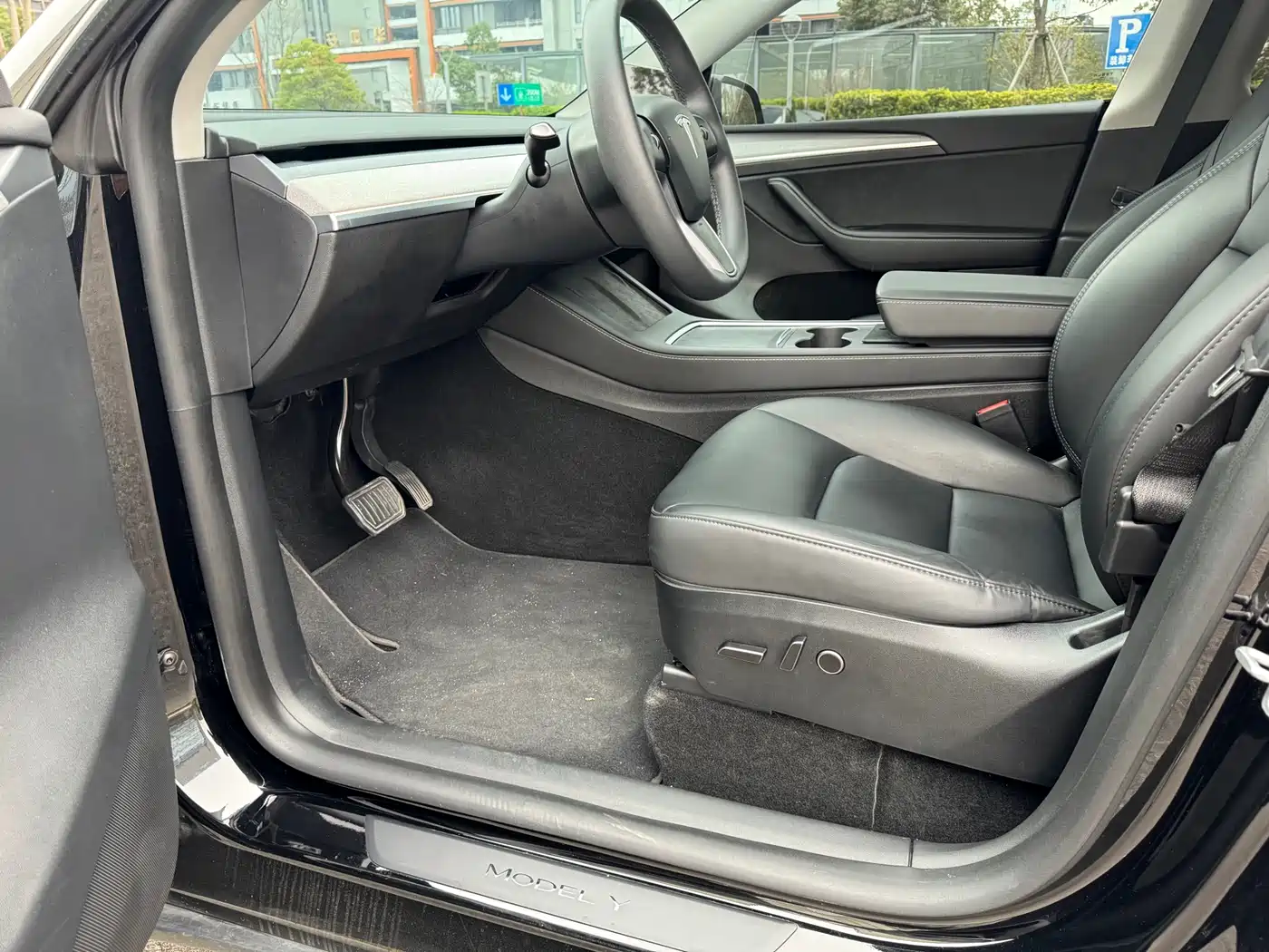 Tesla Model Y 2023 Rear-Wheel Drive Edition фото 5