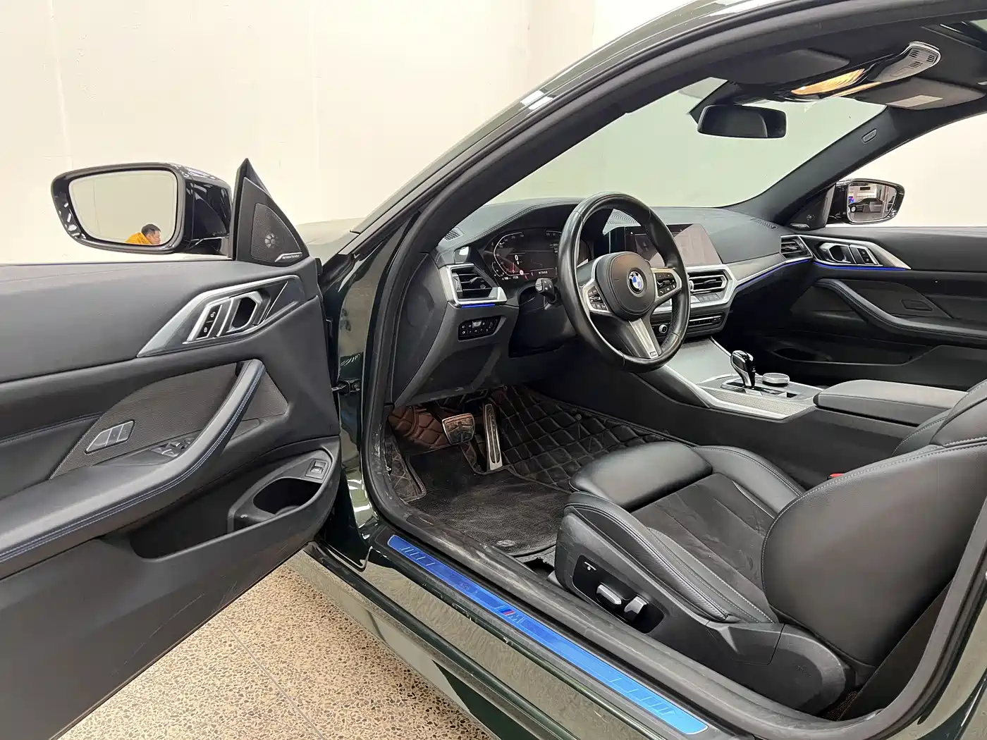 BMW 4 Series 2022 Second Facelift 430i M Sport Shadow Edition фото 15