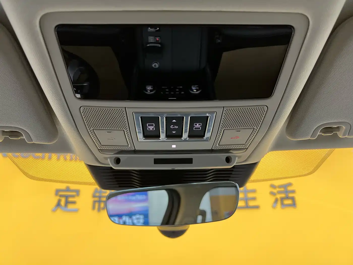 Land Rover Discovery 2021 360PS R-Dynamic S фото 28
