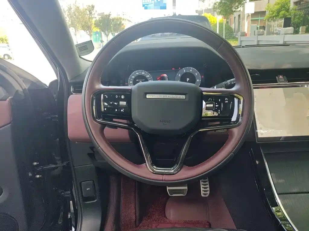 Land Rover Range Rover Evoque 2025 2024 Range Rover Evoque L 249PS Light Master Edition