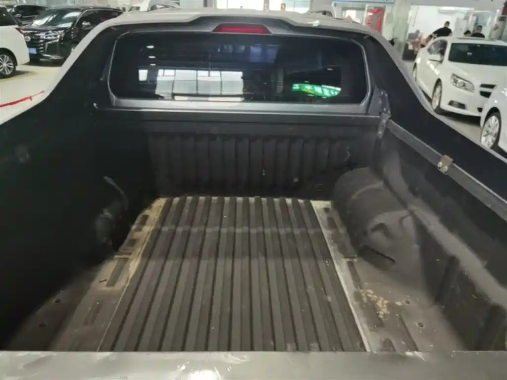 SAIC Maxus Maxus T90 2021 2.0T Twin-Turbo Auto 2WD High Chassis Comfort Standard Bed фото 19