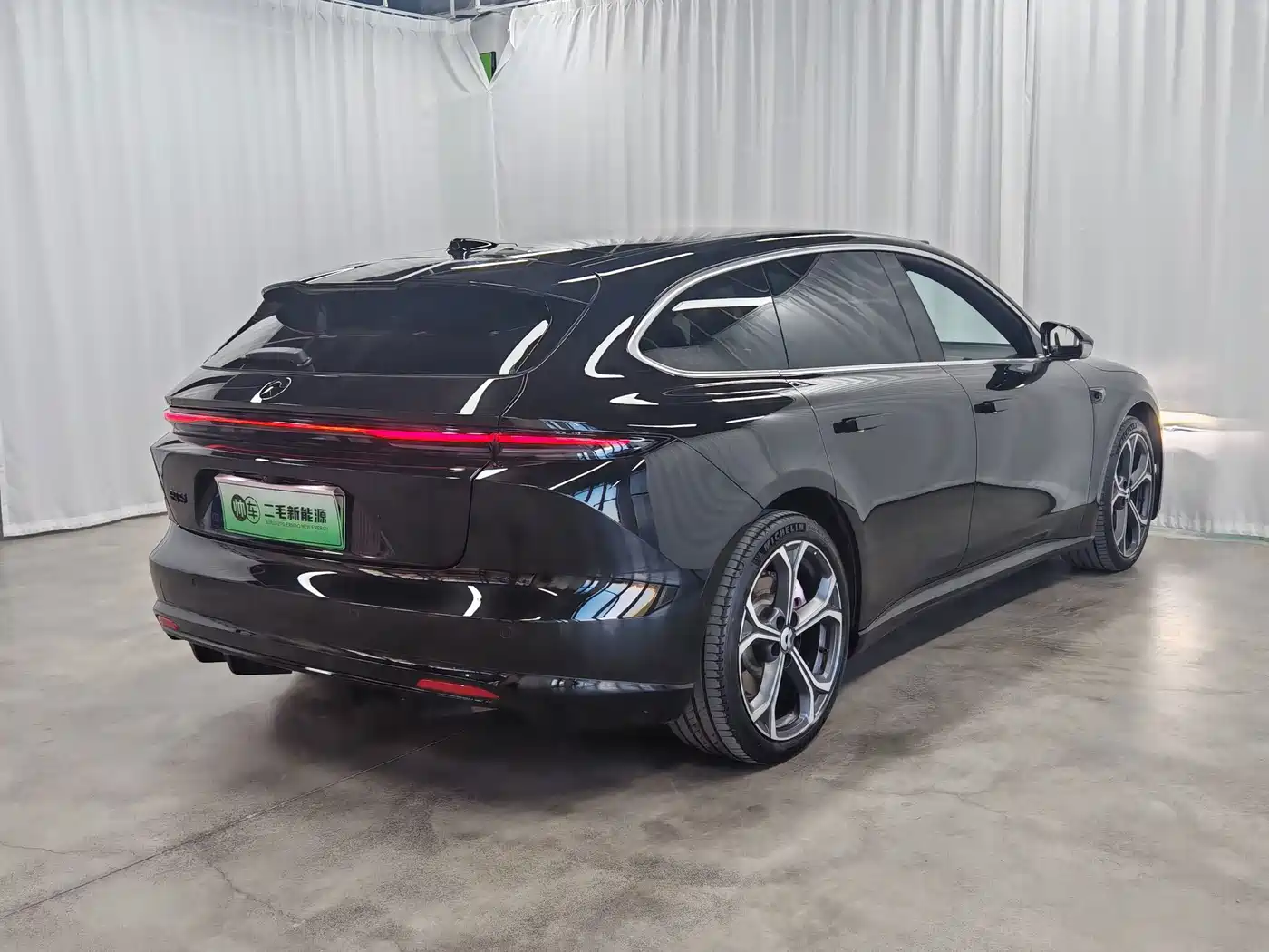 Фото 6 - NIO ET5T