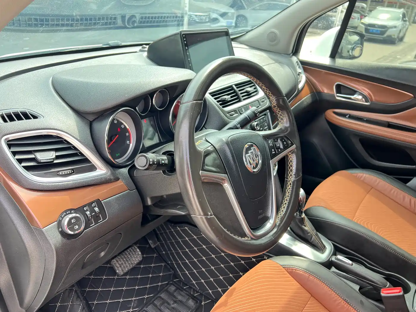 Buick Encore 2013 1.4T Automatic 2WD Leading фото 8