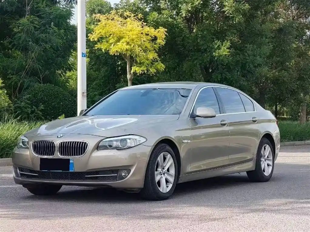 BMW 5 Series 2011 528Li Luxury