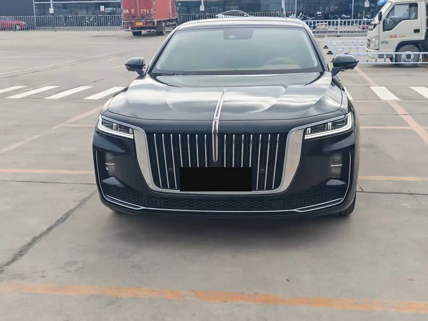 Hongqi H9 2020 2.0T Smart Connection Qi Yue Edition фото 2