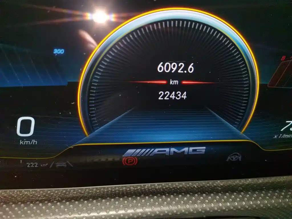 MERCEDES-BENZ CLA AMG