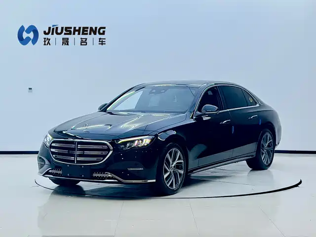Mercedes-Benz E-Class 2025