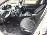 Photo 6 - Peugeot 408