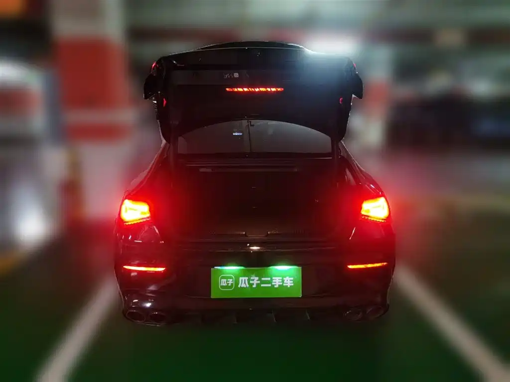 MERCEDES-BENZ CLA AMG