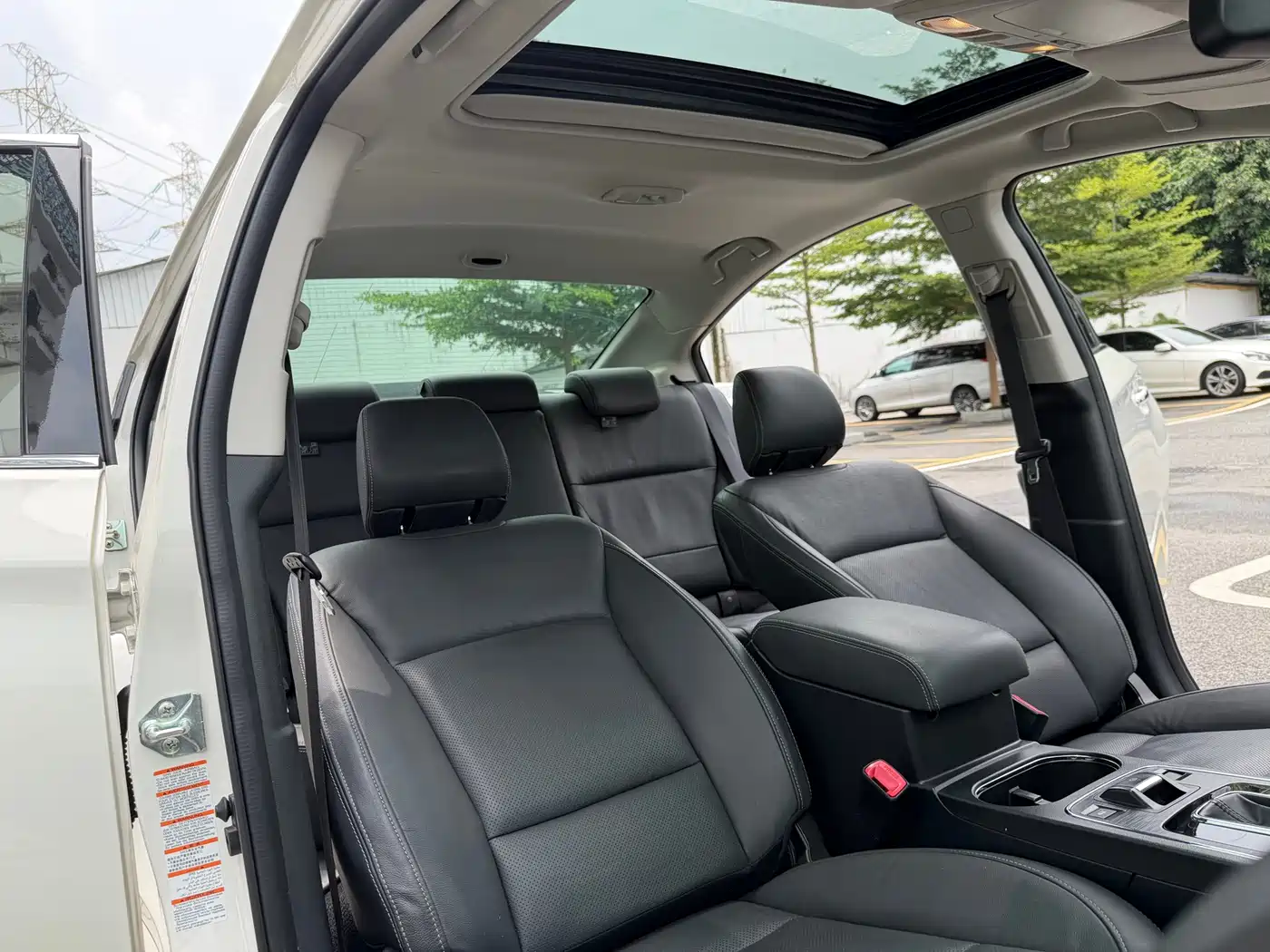 Subaru Legacy 2016 2.5i AWD Glory Edition фото 14