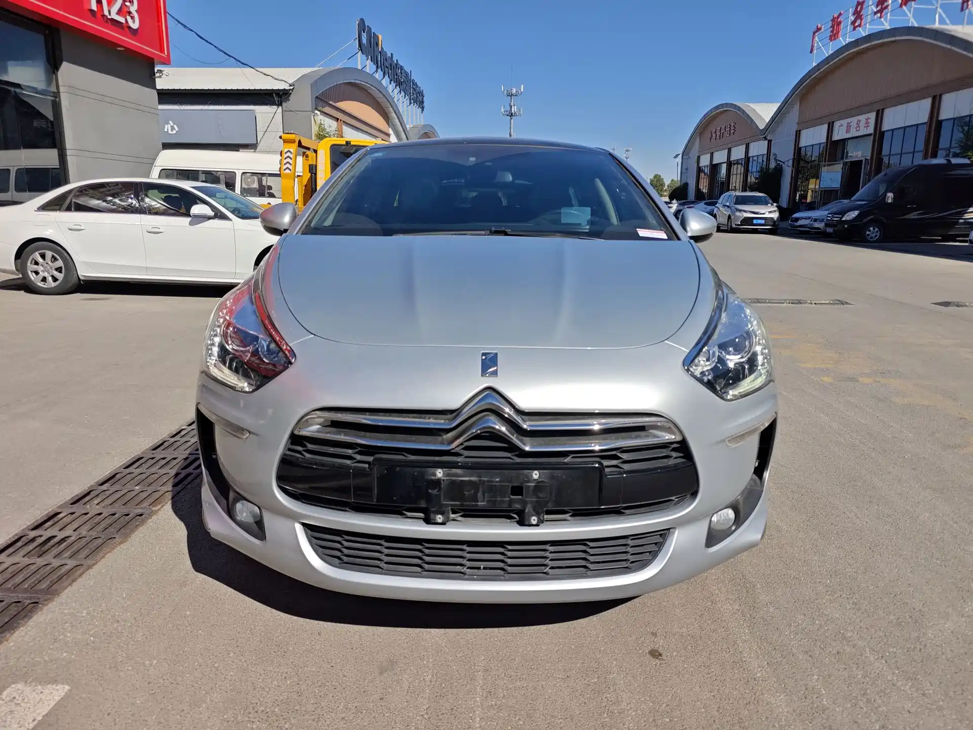 Фото 2 - DS 5