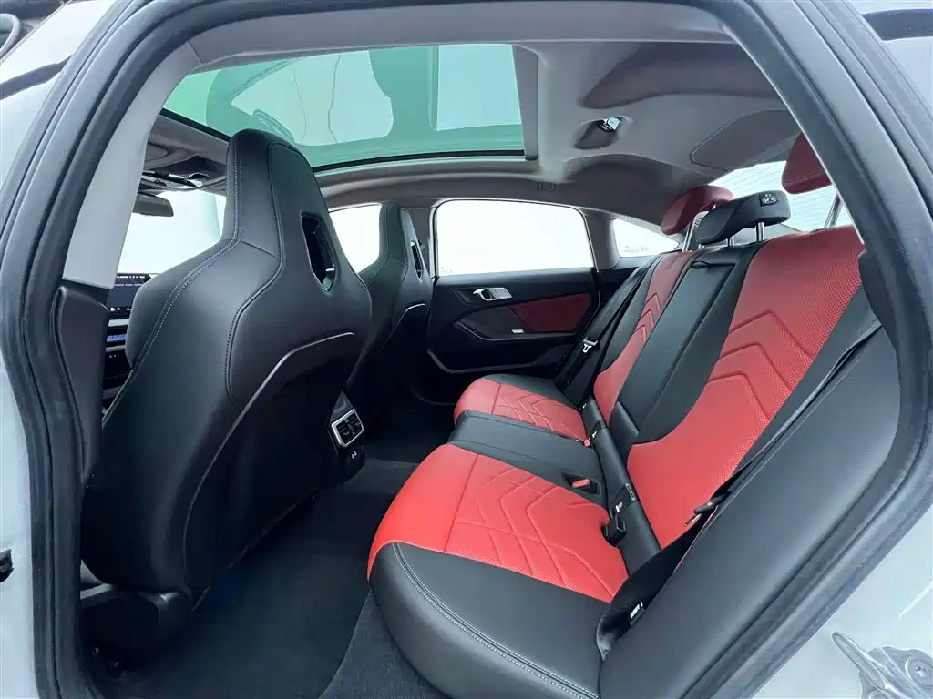 BMW 2 Series 2025 225L M Sport Moonlight Package фото 16
