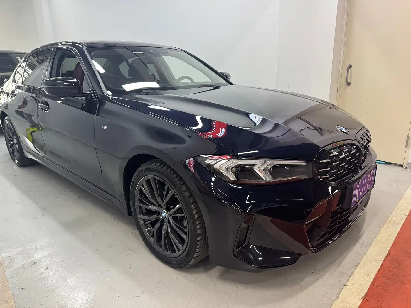 BMW 3 Series 2024 325i M Sport Shadowline Package фото 5