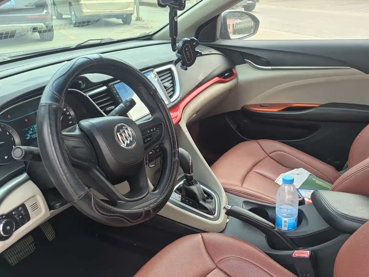 Buick Excelle 2015 15N Automatic Progressive фото 9