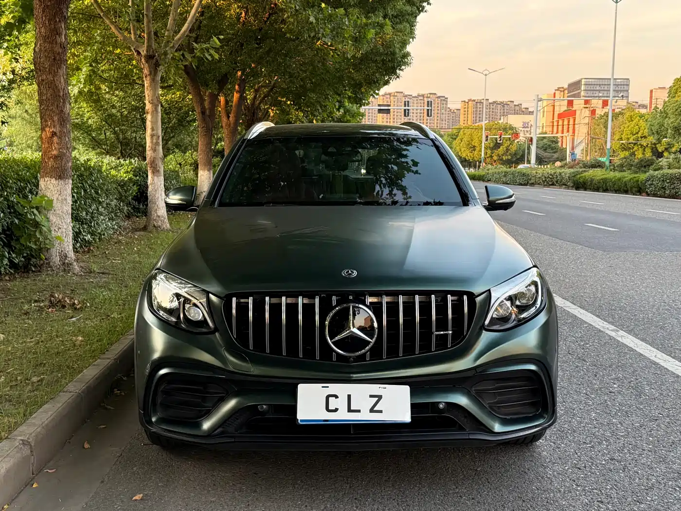 Mercedes-Benz GLC 2017 GLC 300 4MATIC Dynamic фото 2