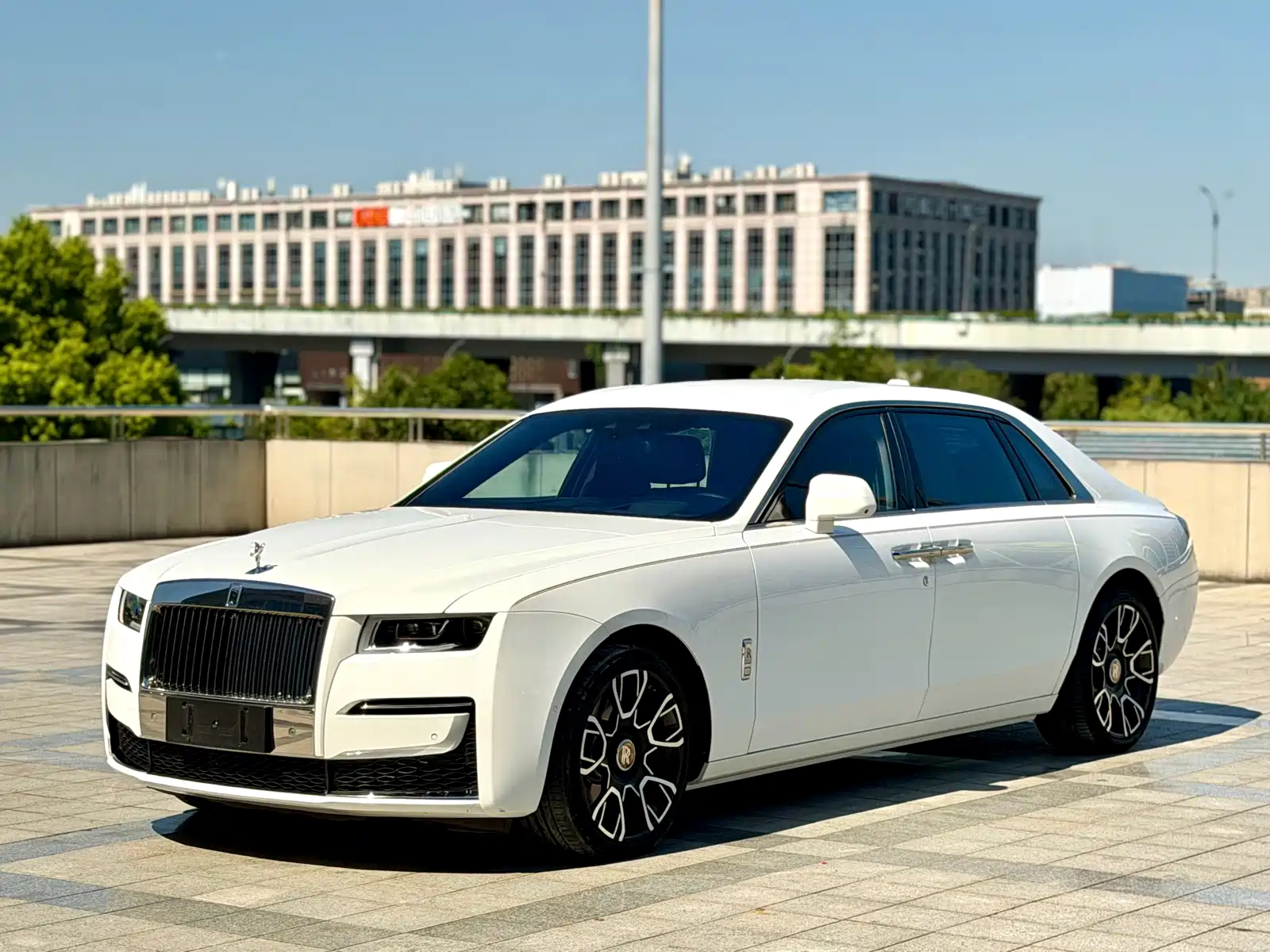 Фото 1 - Rolls-Royce Ghost