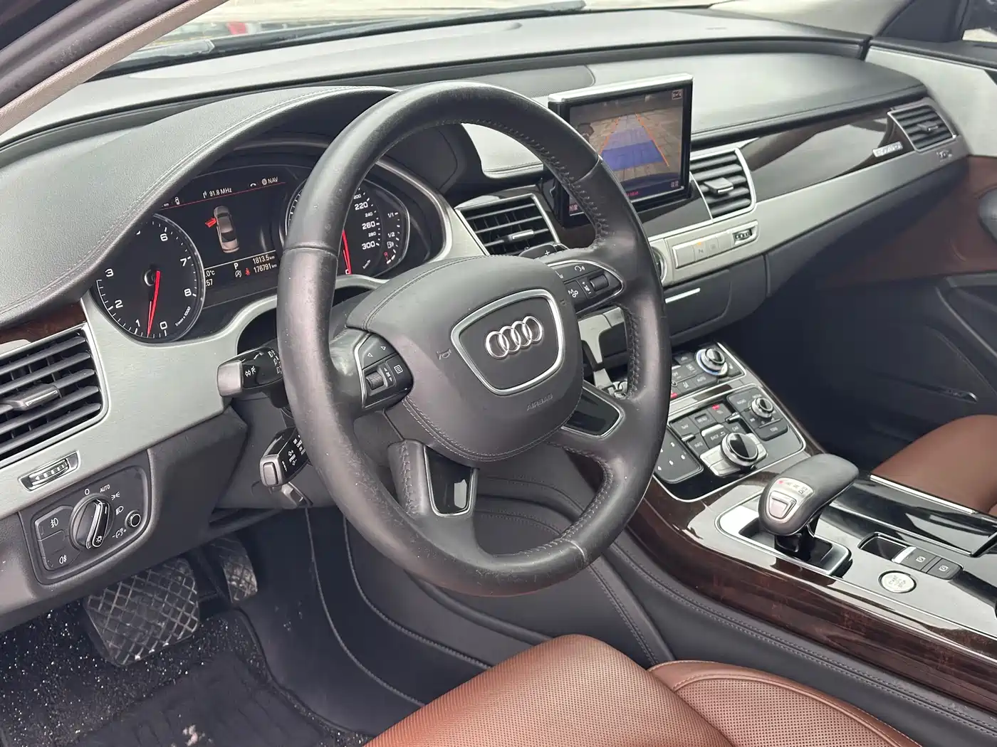 Audi A8 2014 A8L 45 TFSI quattro Luxury фото 13