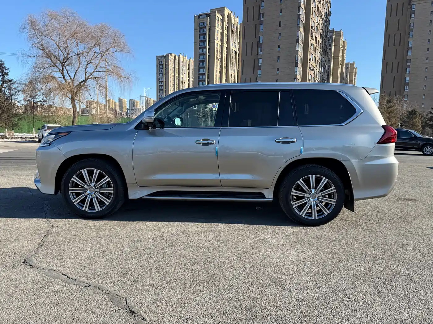 Lexus LX 2016 570 Luxury Premium Edition фото 8