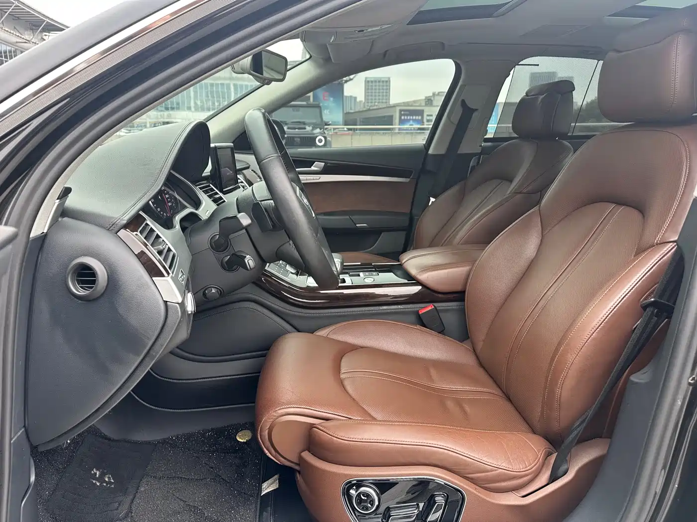 Audi A8 2014 A8L 45 TFSI quattro Luxury фото 15