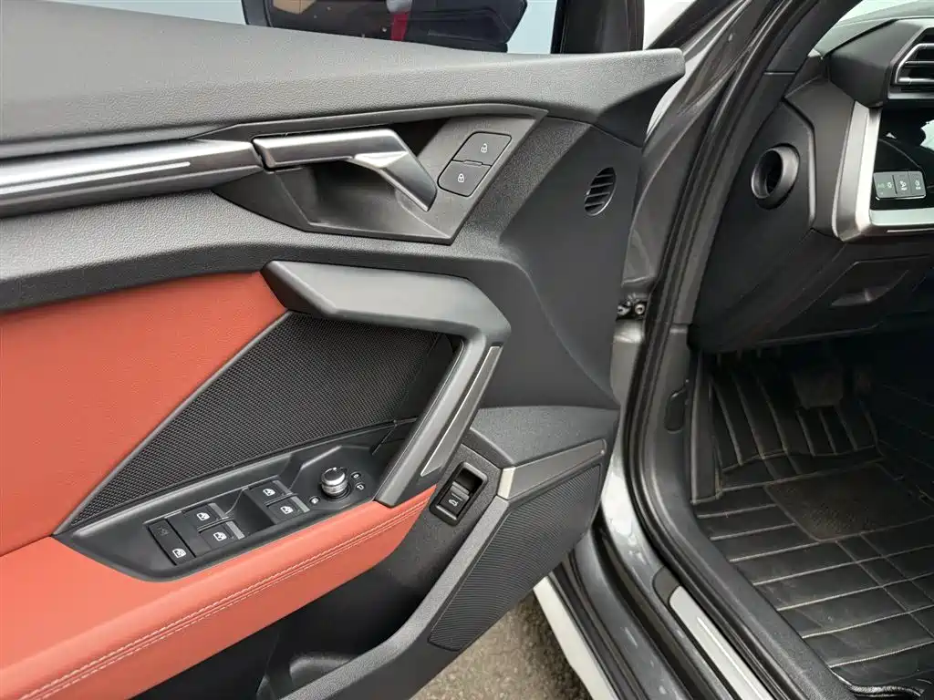 Audi A3 2025 A3L Limousine 35TFSI Flying Premium фото 9