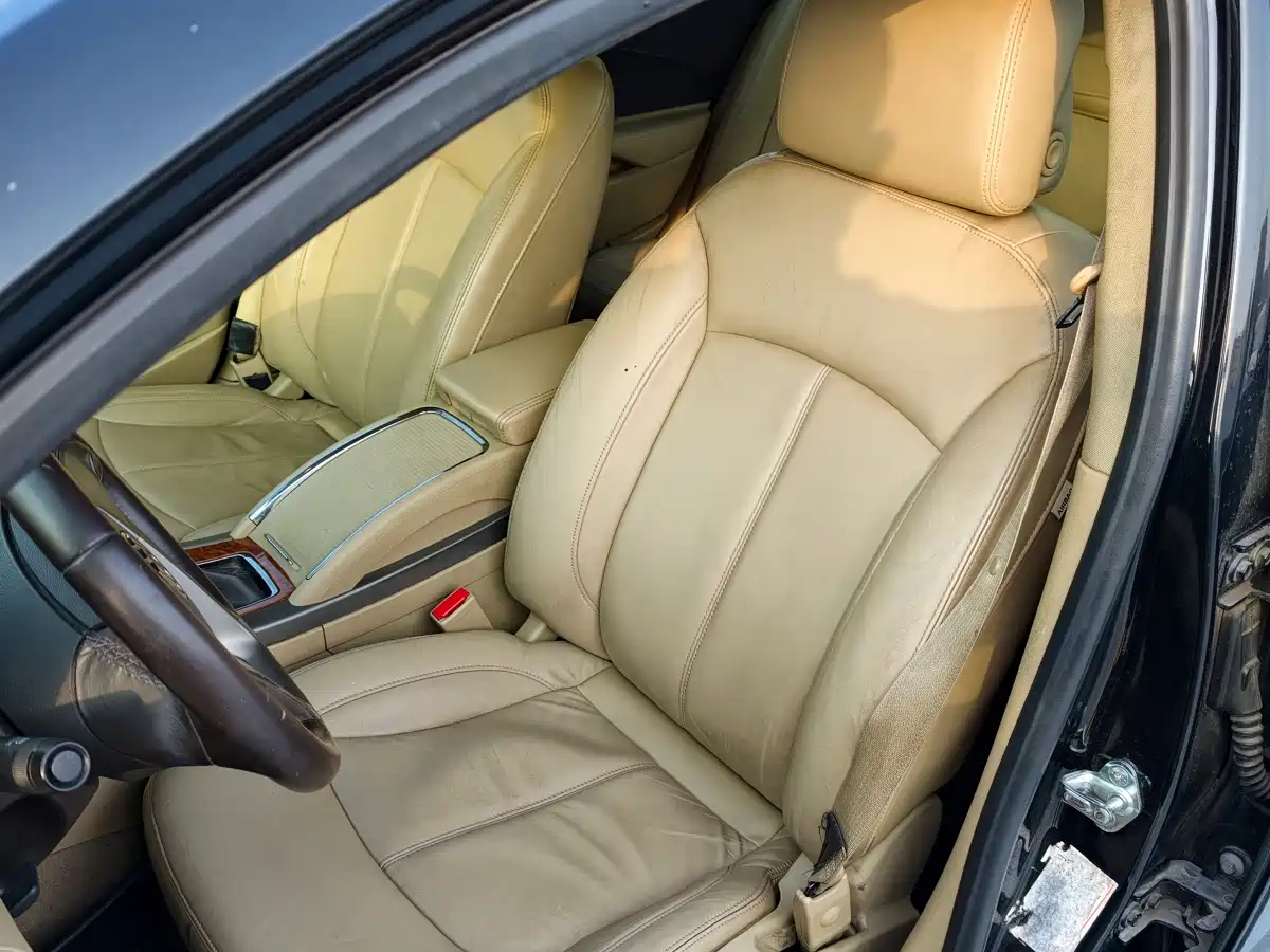 Buick LaCrosse 2012 2.4L SIDI Elegance Edition фото 11