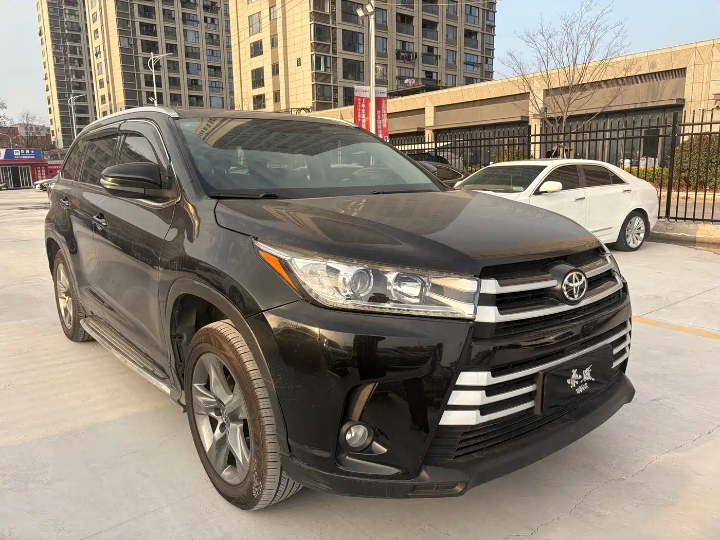 TOYOTA HIGHLANDER