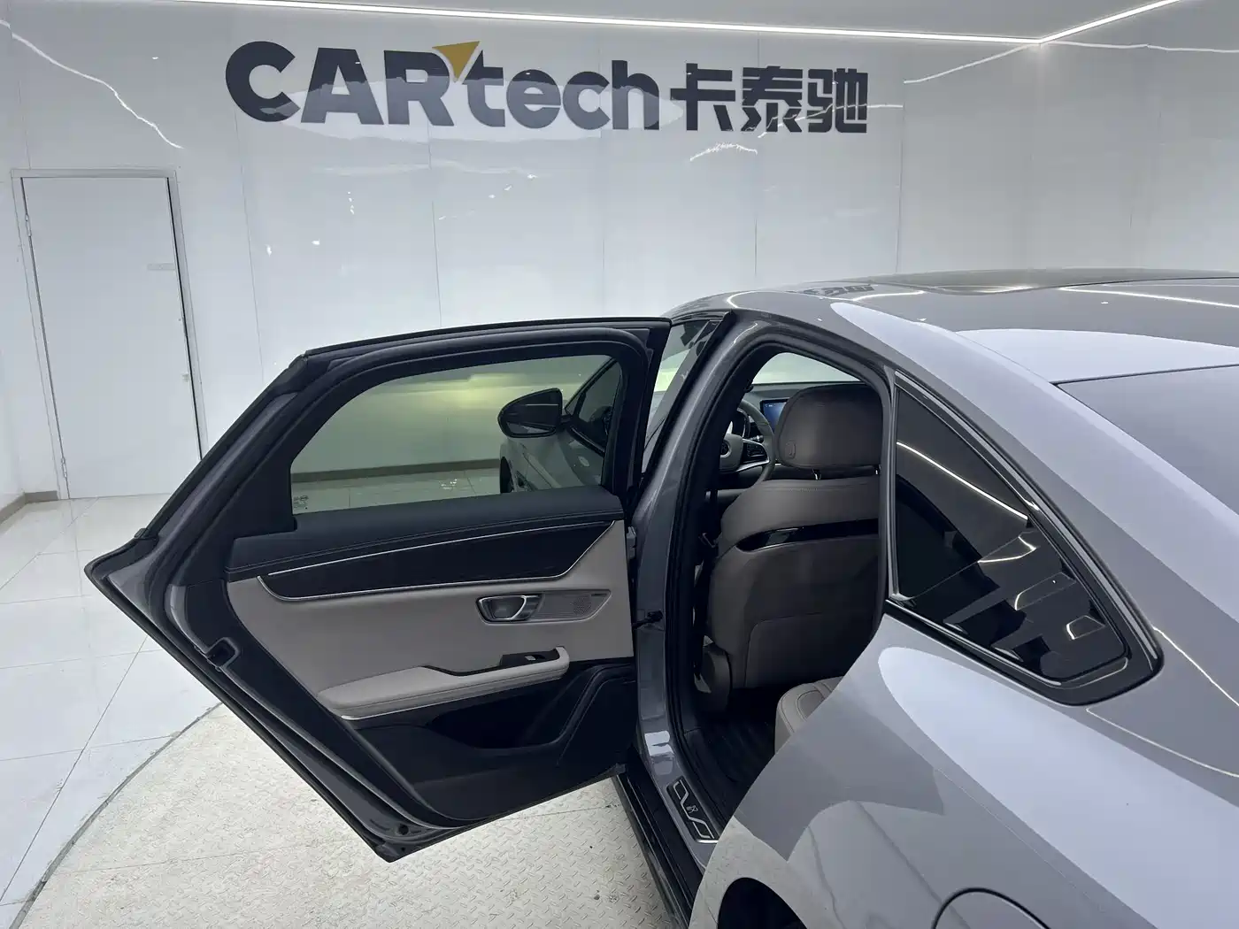 BYD Han 2025 DM-i Smart Driving Edition 125KM LiDAR Flagship фото 16