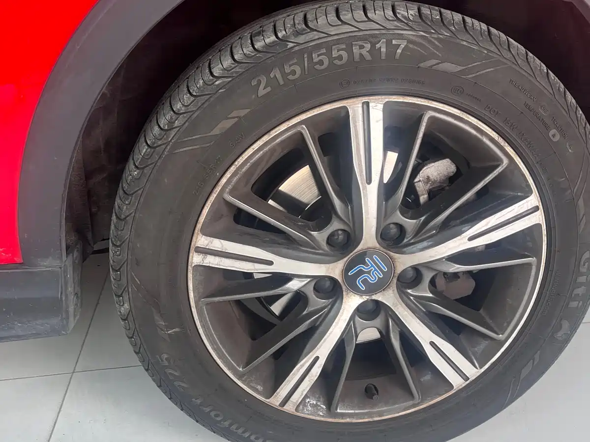 BYD Yuan New Energy 2018 EV360 Smart Connected Cool Edition фото 10