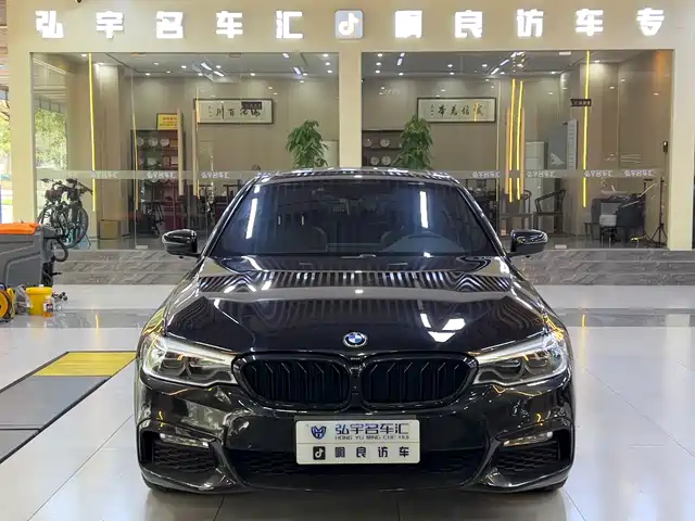 BMW 5 SERIES