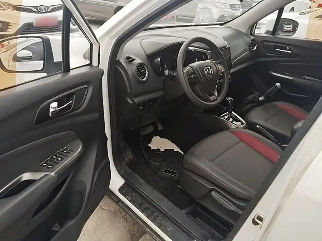Changan CS15 2016 2016 1.5L Automatic Fashion