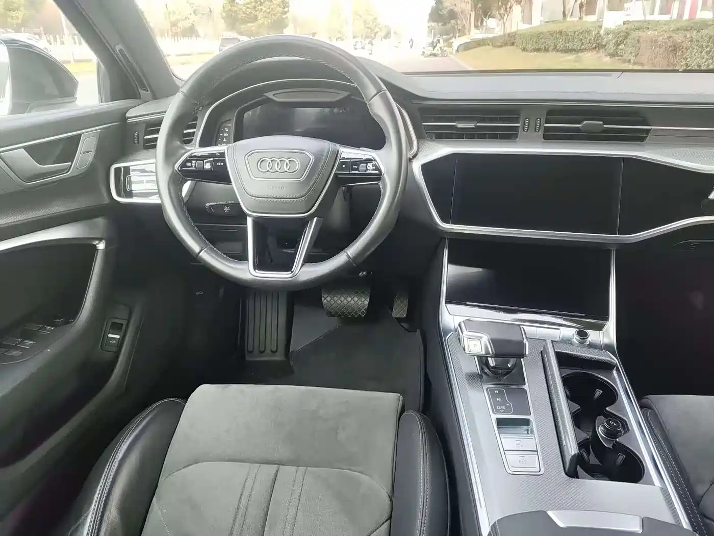Audi A6L 2024 40 TFSI Luxury Dynamic фото 10